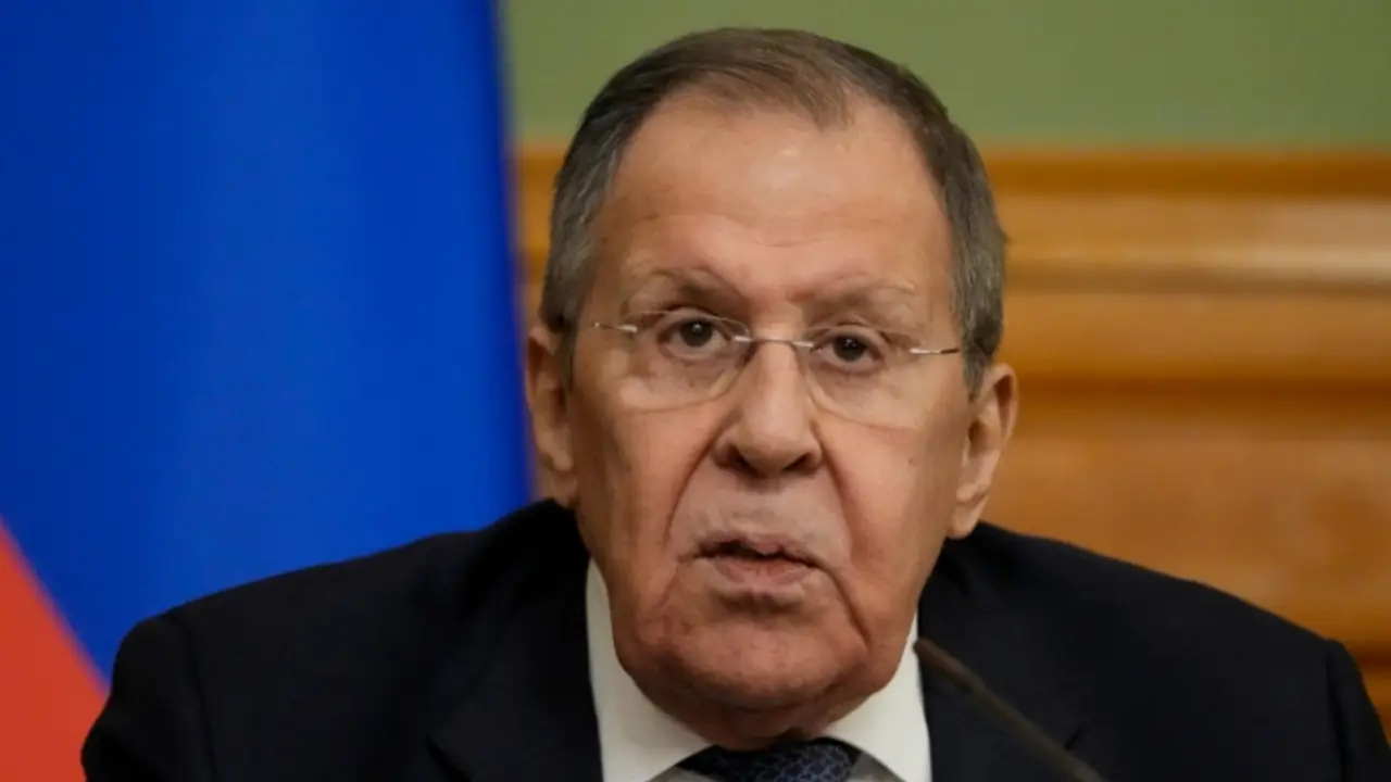 El ministro de Asuntos Exteriores ruso llega a China para hablar sobre Irán y Ucrania