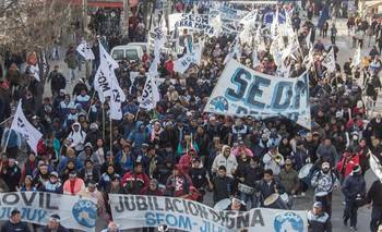 Municipales convocaron a una marcha contra las medidas de Sadir: "Hambrear al trabajador" | Protesta