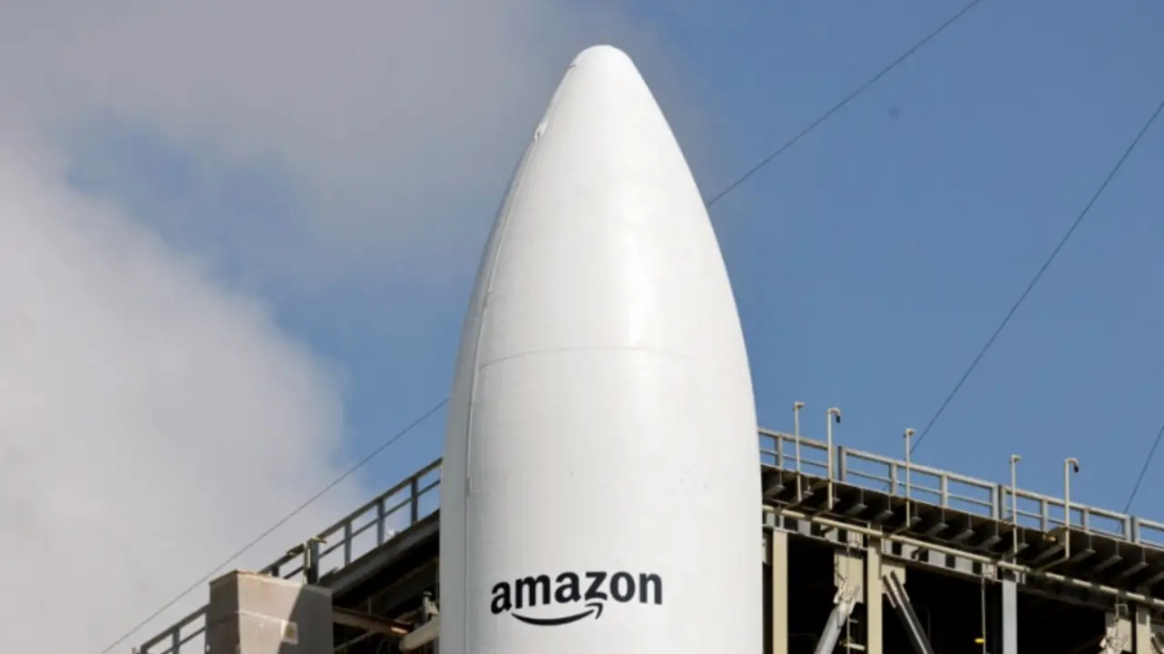Amazon comprará la empresa de satélites Globalstar para plantar cara a Starlink, de Elon Musk