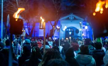 Paro y antorchas en Santa Cruz: la mesa intersindical rechaza el ajuste de Vidal | Santa cruz 