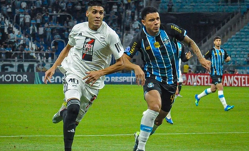 Deportivo Riestra perdió ante Gremio en la Copa Sudamericna: resumen y goles del partido | Copa sudamericana