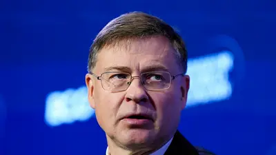 Las medidas para aliviar altos precios de energía en la UE deben tener fecha límite, según Dombrovskis Las medidas para aliviar altos precios de energía en la UE deben tener fecha límite, según Dombrovskis