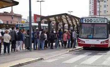 Pese a la promesa del Gobierno, alertan que habrá problemas para viajar en colectivo | Transporte público