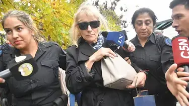 La jubiladas que acreedoras de Adorni dijeron que no lo conocían y apuntaron a sus hijos