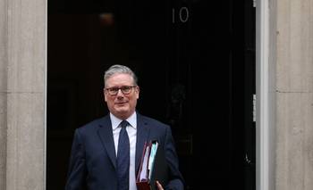 "Háganse responsables", dice el primer ministro británico Starmer a las empresas de redes sociales | Reino