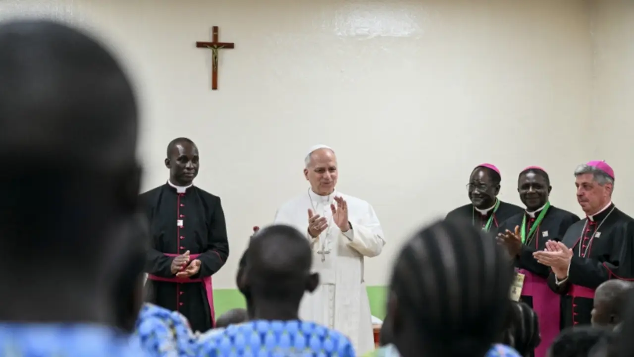 El papa León XIV celebrará una reunión por la paz en Camerún en medio de los ataques de Trump