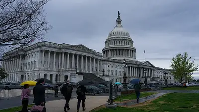 La Cámara de Representantes de EEUU desafía a Trump y prorroga protecciones a haitianos La Cámara de Representantes de EEUU desafía a Trump y prorroga protecciones a haitianos