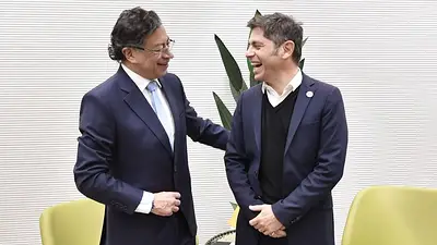 Kicillof suma una foto con el presidente de Colombia, Gustavo Petro, en medio de su gira por España Kicillof suma una foto con el presidente de Colombia, Gustavo Petro, en medio de su gira por España