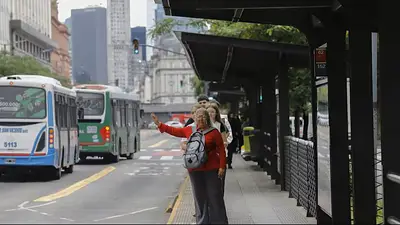 Cayó un 21% la cantidad de pasajeros de colectivos en AMBA en un año Cayó un 21% la cantidad de pasajeros de colectivos en AMBA en un año