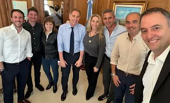 Groggy por Adorni, Milei apura "agenda anti woke" con una ley que beneficia a abusadores | Semana política