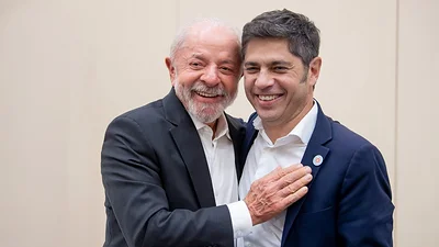 Kicillof se reunió con Lula en España y sigue su encuentro con líderes internacionales: "Latinoamérica unida" Kicillof se reunió con Lula en España y sigue su encuentro con líderes internacionales: "Latinoamérica unida"