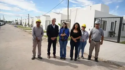 PBA avanza con la etapa final de 175 viviendas para mujeres vulnerables en Melchor Romero PBA avanza con la etapa final de 175 viviendas para mujeres vulnerables en Melchor Romero