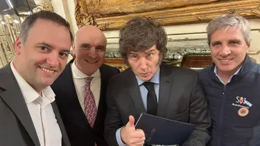 Milei y Caputo vuelven a buscar afuera el crédito que pierden adentro