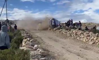 Tragedia en el Rally de Córdoba: un auto perdió el control y mató a un espectador | Automovilismo