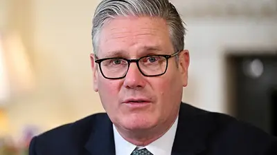 Starmer rinde cuentas en el Parlamento por el caso Mandelson ante peticiones de dimisión Starmer rinde cuentas en el Parlamento por el caso Mandelson ante peticiones de dimisión