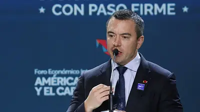 Presidente de Ecuador anuncia cambio de ministros y un toque de queda nocturno Presidente de Ecuador anuncia cambio de ministros y un toque de queda nocturno