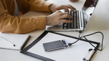 Guía para saber cuánta vida le queda a la batería de tu laptop
