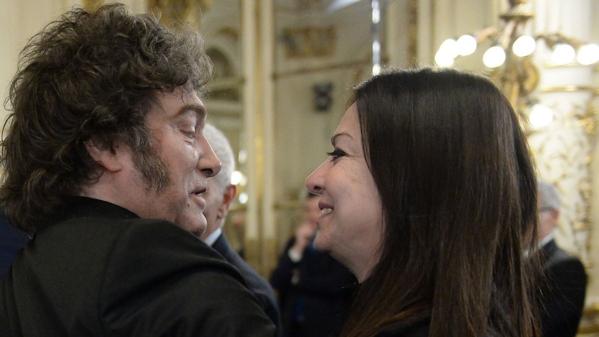 VOLVER AL TRABAJO: duró revés a Milei en la Justicia, que frena su ...