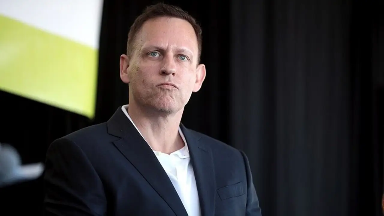 El New York Times reveló los motivos del desembarco de Peter Thiel en Argentina