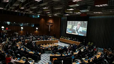 Bachelet reafirma defensa de derechos de la mujer, pese a oposición en EEUU a su candidatura a la ONU Bachelet reafirma defensa de derechos de la mujer, pese a oposición en EEUU a su candidatura a la ONU