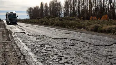 Formosa advierte por el deterioro de la Ruta 11 y reclama obras a Nación: alertan por el impacto en la seguridad Formosa advierte por el deterioro de la Ruta 11 y reclama obras a Nación: alertan por el impacto en la seguridad