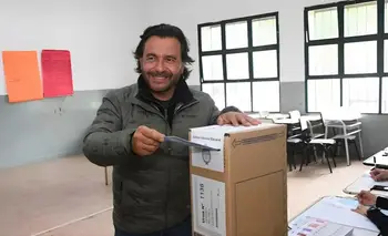 Salta: denuncian golpe institucional tras la aprobación de la reforma electoral de Sáenz | Gustavo sáenz