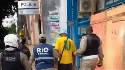 Otro argentino fue detenido en Brasil por racismo: insultó a una trabajadora de aplicaciones Otro argentino fue detenido en Brasil por racismo: insultó a una trabajadora de aplicaciones