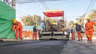 Tras el impacto de lluvias récord en la zona, La Rioja comenzará un destacado plan de bacheo y asfaltado en toda la provincia Tras el impacto de lluvias récord en la zona, La Rioja comenzará un destacado plan de bacheo y asfaltado en toda la provincia