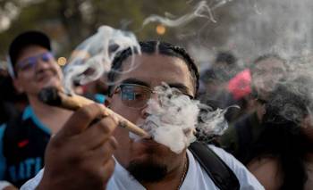 EEUU reclasifica ciertos productos de marihuana como droga menos peligrosa | Eeuu