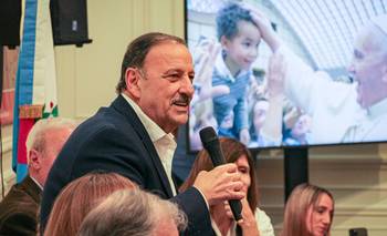 "Vivo para siempre": el emotivo homenaje de Quintela al Papa Francisco | Papa francisco