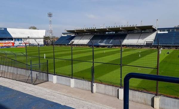 Así sería el estadio de Quilmes techado, según la <b>Inteligencia Artificial</b> | El Destape thumbnail