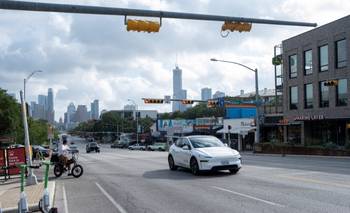 Musk se muestra cauteloso respecto a los robotaxis ante un despliegue más lento de lo previsto | Tesla