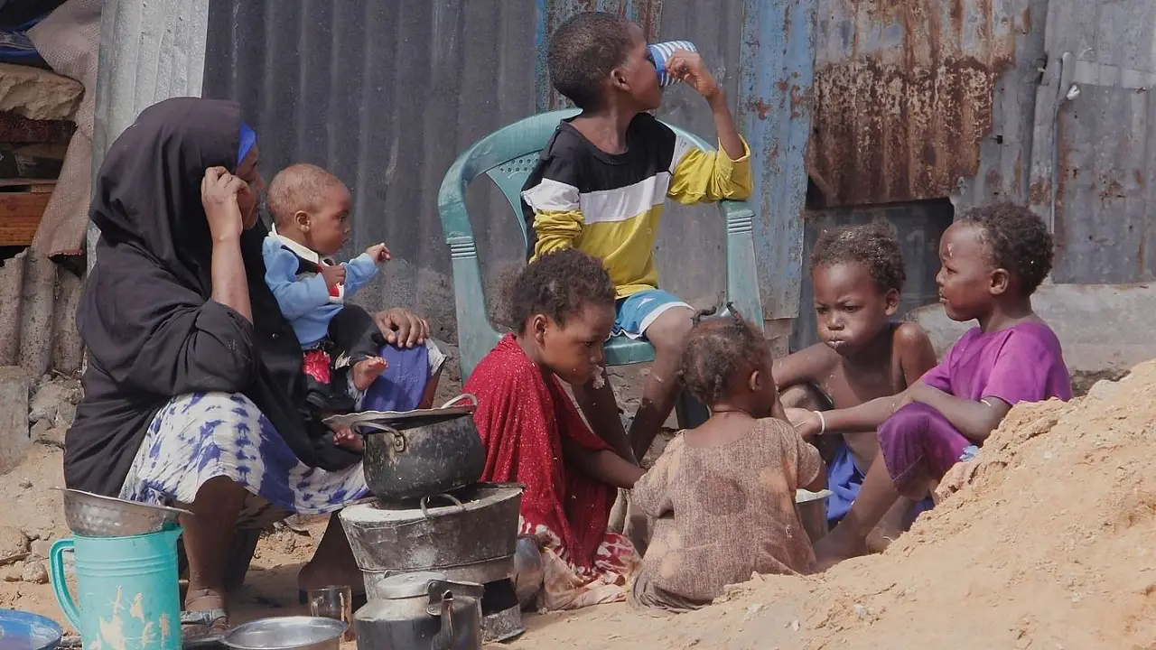Por la guerra, más de 6 millones de somalíes sufren hambre 
