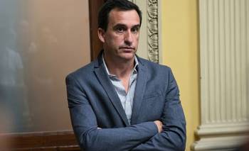 Adorni confirmó el desplazamiento de Lanari como secretario de Comunicación | Seguimiento minuto a minuto
