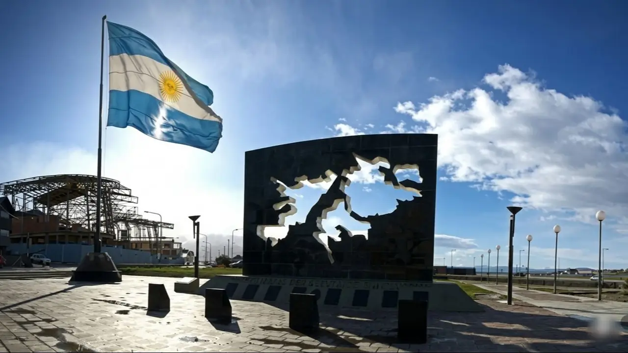 Un prestigioso medio británico instó al Reino Unido a reabrir las negociaciones con Argentina por las Malvinas