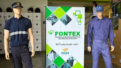 La Policía de Formosa recibió más de 3.000 prendas confeccionadas elaboradas por FONTEX: todos los detalles La Policía de Formosa recibió más de 3.000 prendas confeccionadas elaboradas por FONTEX: todos los detalles