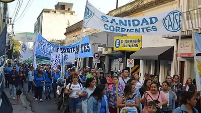 Trabajadores de Salud profundizan los reclamos contra Valdés en una jornada de protesta Trabajadores de Salud profundizan los reclamos contra Valdés en una jornada de protesta