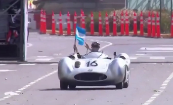 La vuelta de Franco Colapinto sobre la Flecha de Plata en Buenos Aires | Automovilismo
