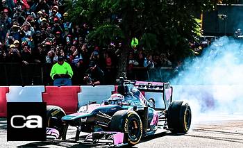 Colapinto llenó las calles de Palermo y mete presión por un GP de Fórmula 1 en Argentina | Automovilismo