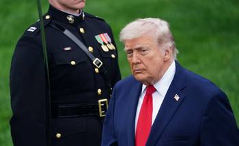 Popularidad de Trump cae a mínimo histórico, guerra Irán aviva preocupación por costo de vida | Eeuu