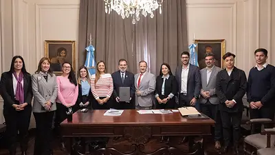 Quintela impulsa la agenda ambiental en La Rioja y fortalece vínculos con el Pacto Global de la ONU: los detalles Quintela impulsa la agenda ambiental en La Rioja y fortalece vínculos con el Pacto Global de la ONU: los detalles