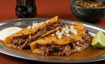 Queda en Chacarita, imita a una tradicional taquería y tiene comida callejera mexicana | Gastronomía