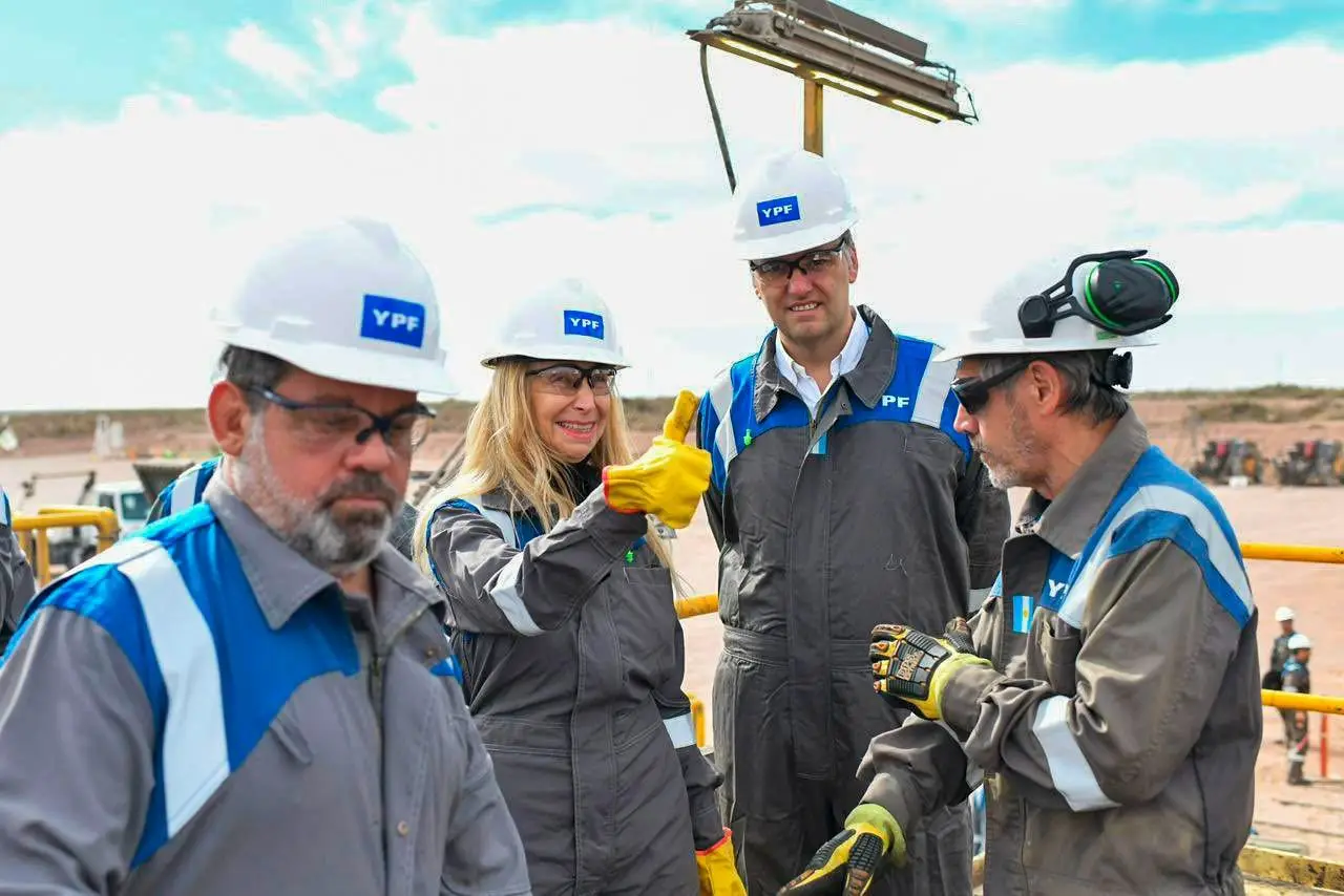 YPF Petroleras Vaca Muerta