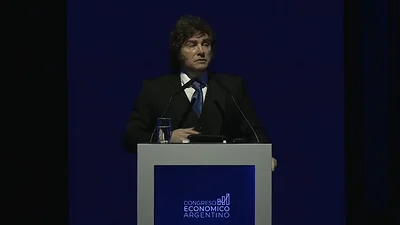 Milei ninguneó la censura a periodistas de Casa Rosada: "¿En qué les ejercí violencia?" Milei ninguneó la censura a periodistas de Casa Rosada: "¿En qué les ejercí violencia?"