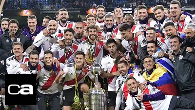 Es ídolo de River, brilló con Marcelo Gallardo y terminó la Secundaria a los 40 años Es ídolo de River, brilló con Marcelo Gallardo y terminó la Secundaria a los 40 años