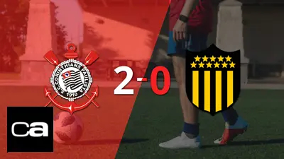 Sólido triunfo de Corinthians por 2-0 frente a Peñarol Sólido triunfo de Corinthians por 2-0 frente a Peñarol