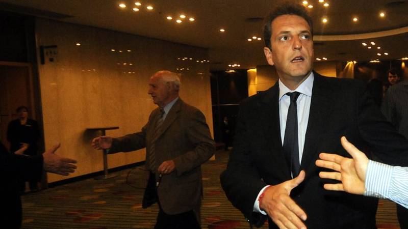 Superclásico: Massa y una promesa para el fútbol