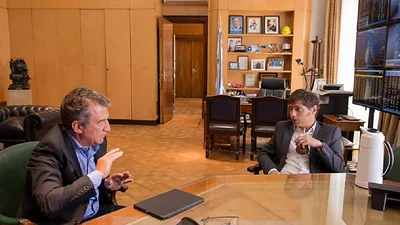 Urribarri se reunió con Kicillof Urribarri se reunió con Kicillof