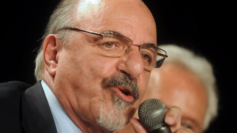 Trabajo negó que presione a los gremios con poner "un techo" a las paritarias
