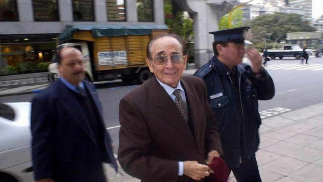 La salud de Fayt: el kirchnerismo pide que concurra a la comisión de Juicio Político